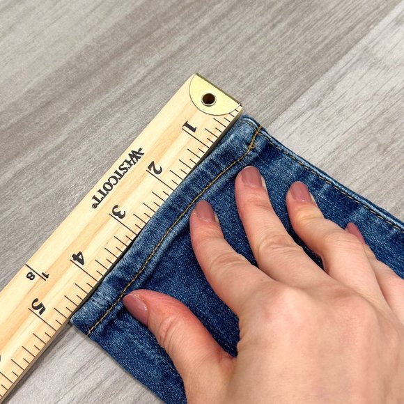 AG Adriano Goldschmied The Low-Rise Legging Ankle Super Skinny Distressed Jeans - Picture 15 of 16